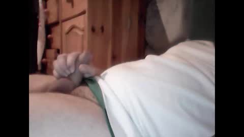 slutyboy1261 online show from 01/05/25, 06:35