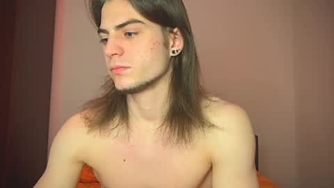 Gus online show from 02/18/25, 05:53