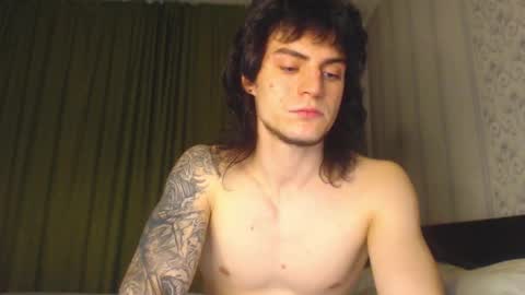 Gus online show from 10/31/25, 05:03