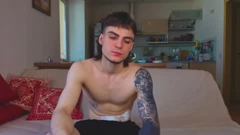 Gus online show from 04/27/26, 08:45