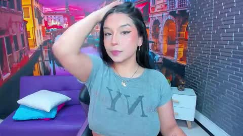 Mariana Torres online show from 03/05/26, 02:24