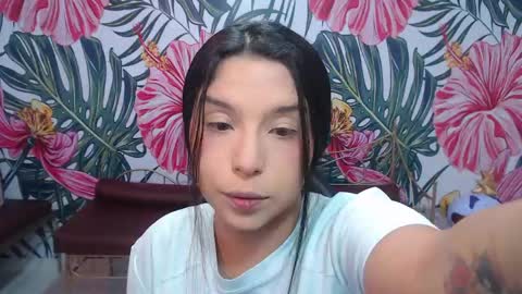 Mariana Torres online show from 05/04/26, 01:07