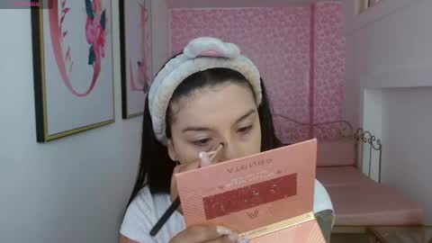 Mariana Torres online show from 05/17/26, 01:07