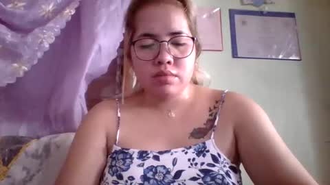 Lovewella online show from 09/16/25, 03:29