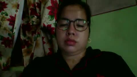 Lovewella online show from 11/24/25, 12:21