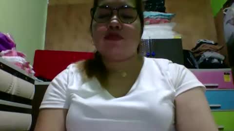 Lovewella online show from 04/20/26, 01:36