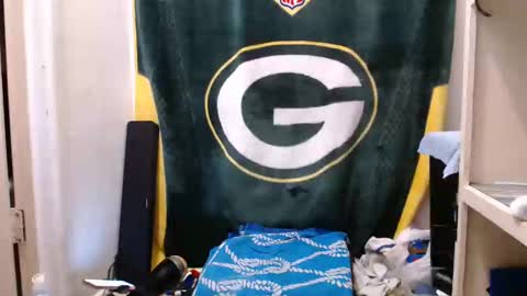 Snapshot of small_wood21 chatting on 12/25/24, 11:43 small wood21 online show from 12/25/24, 11:43