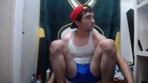 Snapshot of small_wood21 chatting on 10/13/25, 01:38 small wood21 online show from 10/13/25, 01:38