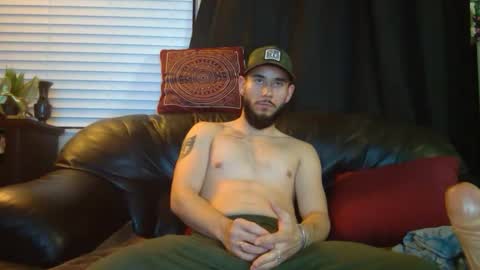 Snapshot of smallcckkoda chatting on 01/10/25, 01:32 Koda online show from 01/10/25, 01:32