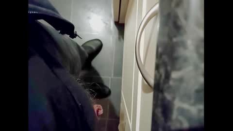 Small Hairy Uncut online show from 01/03/25, 11:01