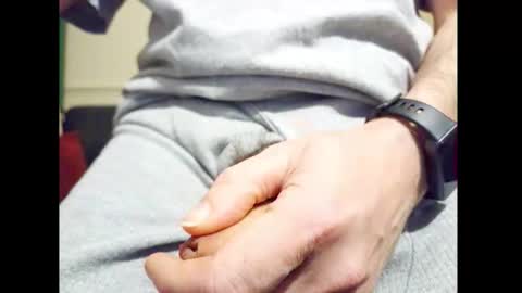 Small Hairy Uncut online show from 12/22/25, 05:10