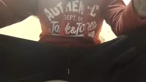 Snapshot of smallone8825 chatting on 01/02/25, 04:24 smallone8825 online show from 01/02/25, 04:24