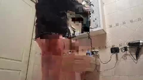 Snapshot of smallone8825 chatting on 11/30/25, 07:12 smallone8825 online show from 11/30/25, 07:12