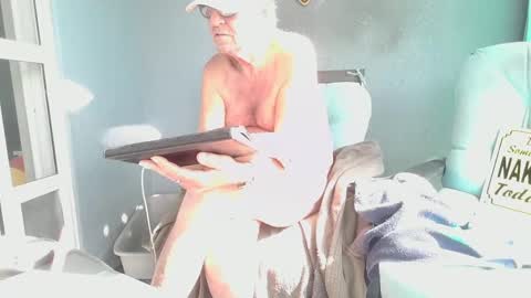 Daddy online show from 02/05/25, 05:09