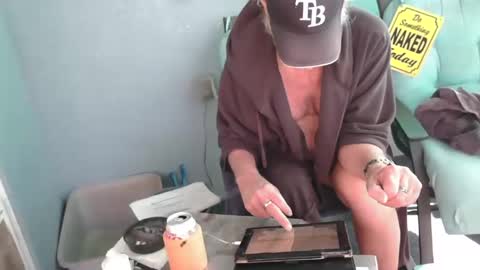 Daddy online show from 01/12/26, 02:44