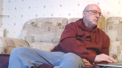 Steve online show from 12/02/24, 08:22