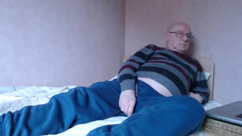 Steve online show from 02/12/26, 12:44