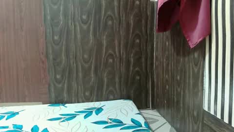 smalltitsbabe18 online show from 12/02/25, 01:00