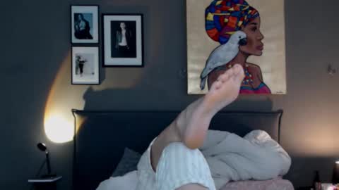 Snapshot of smalltittsbigsoul chatting on 02/21/26, 06:36 Anna no bbbbybybbabebyy just Anna. And dont call me mom please. online show from 02/21/26, 06:36