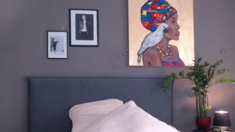 Snapshot of smalltittsbigsoul chatting on 07/07/26, 06:47 Anna no bbbbybybbabebyy just Anna. And dont call me mom please. online show from 07/07/26, 06:47