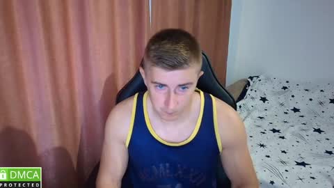 smanking22 online show from 04/29/26, 08:18