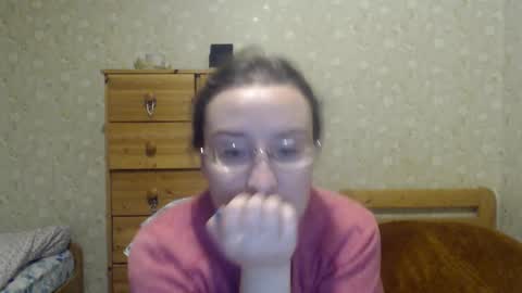 Snapshot of smart_rose chatting on 03/09/25, 03:16 smart_rose online show from 03/09/25, 03:16