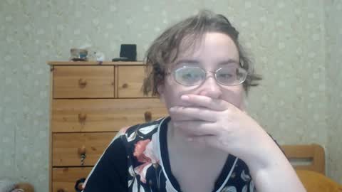 smart_rose online show from 04/12/26, 04:01