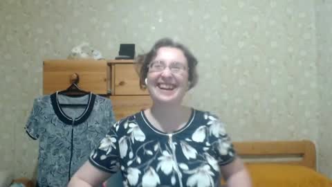 smart_rose online show from 04/15/26, 09:26