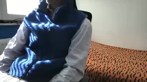 Snapshot of smart_sex69 chatting on 03/06/25, 09:03 smart_sex69 online show from 03/06/25, 09:03