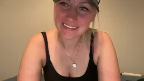 smexxii93 online show from 12/08/24, 04:35