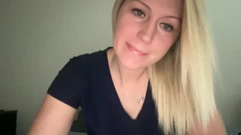 smexxii93 online show from 01/29/25, 05:35