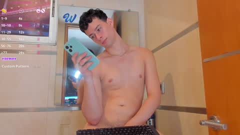 Jade Smiith online show from 12/24/24, 01:16