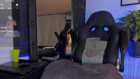 Jade Smiith online show from 10/25/25, 12:40