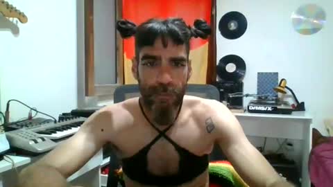 willy online show from 07/14/26, 11:21