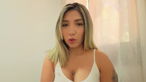 smile__1 online show from 01/15/26, 01:26