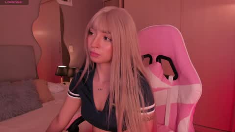 smiledivinity online show from 06/07/26, 02:37
