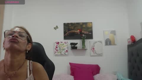 Smileth online show from 02/22/26, 12:36