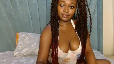 smiley_berry online show from 12/02/25, 03:51