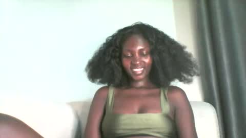 smileykesh online show from 09/18/25, 06:10