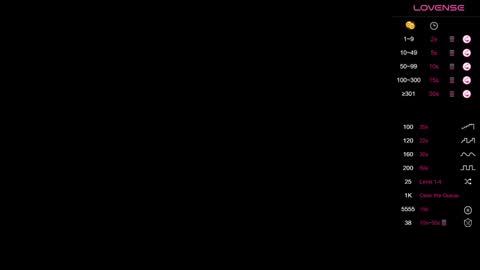 Snapshot of smiling__girl chatting on 01/20/25, 07:25 online show from 01/20/25, 07:25