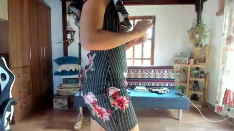 Snapshot of smilingsalor chatting on 09/14/25, 09:14 SmilingSalor online show from 09/14/25, 09:14