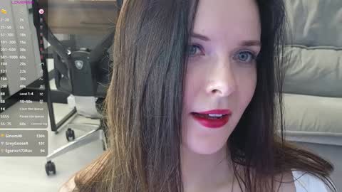 smilym online show from 02/02/25, 01:41