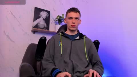 Snapshot of smitgrey chatting on 02/11/25, 09:25 SMIT online show from 02/11/25, 09:25