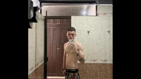 Snapshot of smitgrey chatting on 10/12/25, 11:04 SMIT online show from 10/12/25, 11:04