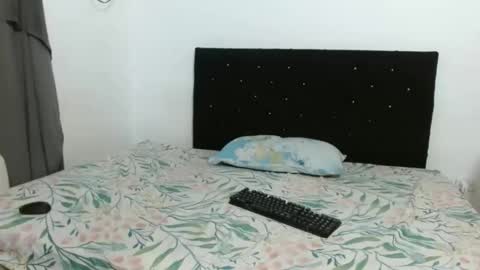 Smith y Mia online show from 12/13/25, 08:25