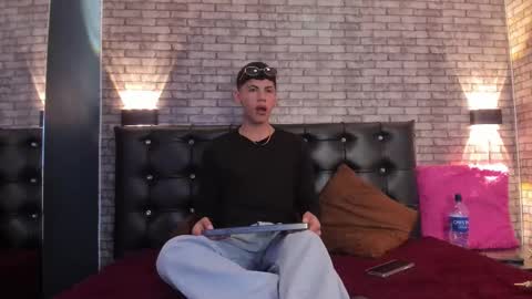 Snapshot of smith_luxe chatting on 03/27/26, 08:30 Smith online show from 03/27/26, 08:30