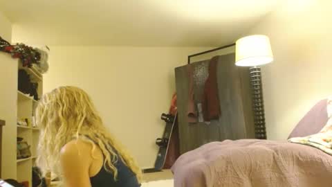 Snapshot of smitheight chatting on 03/02/25, 03:02 smitheight online show from 03/02/25, 03:02