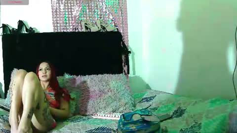 Snapshot of smoke_leidy_ chatting on 06/21/26, 05:21 smoke_leidy_ online show from 06/21/26, 05:21