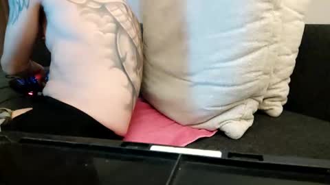 Smokeandwatching online show from 12/19/24, 11:25