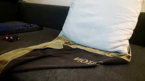 Smokeandwatching online show from 01/07/25, 03:57